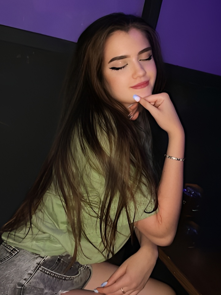 Белла привлекательная девушка из Георгиевска цена от 2500 руб