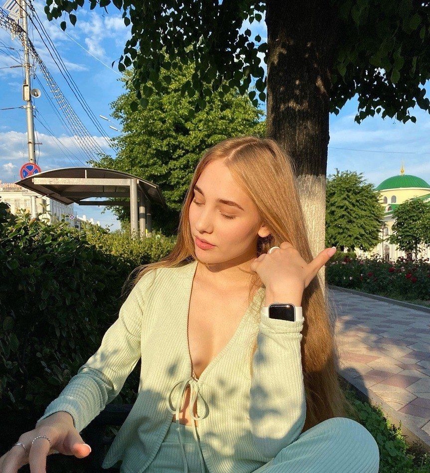Милана привлекательная девушка из Георгиевска цена от 3000 руб