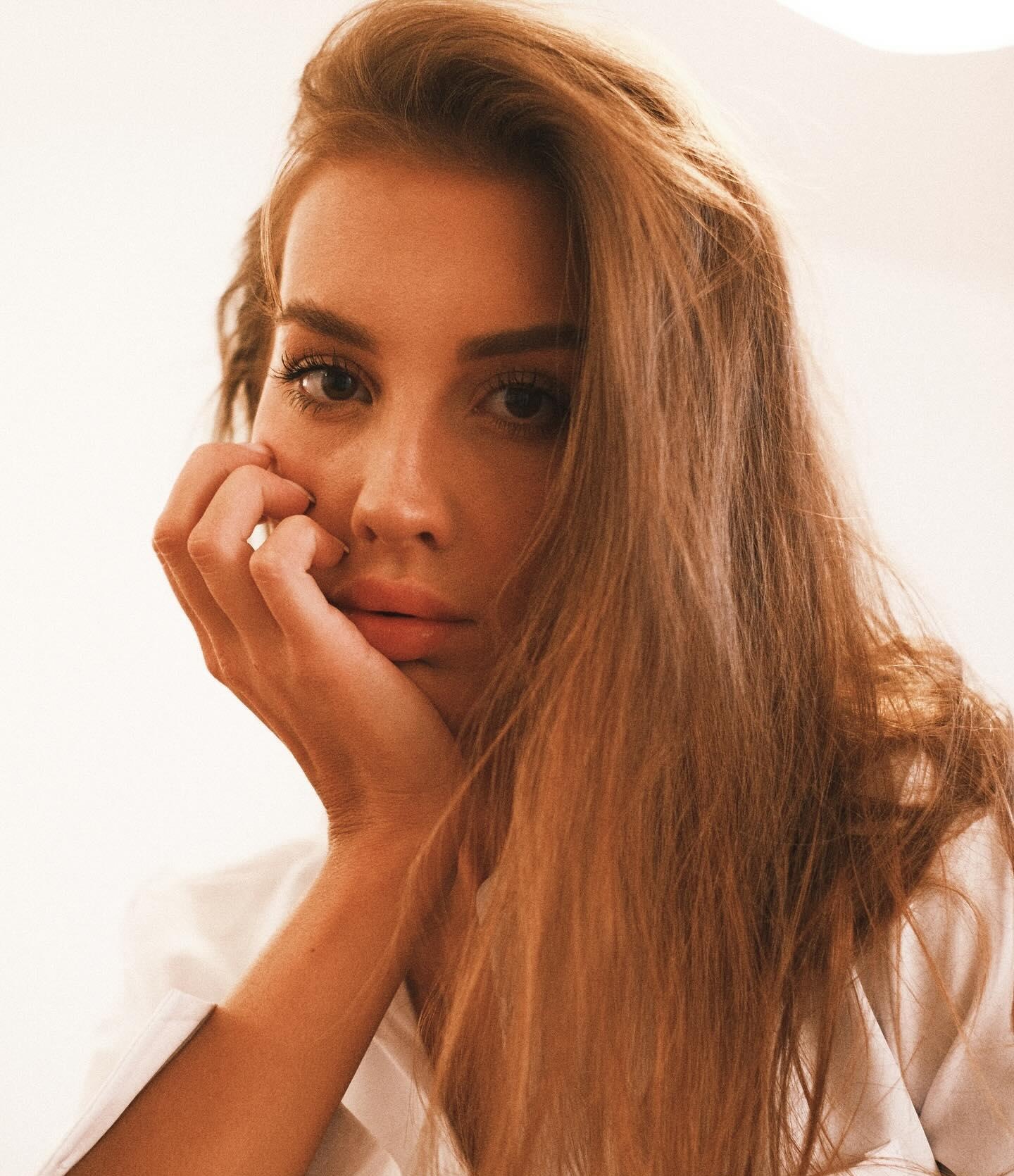 Ангелина привлекательная девушка из Георгиевска цена от 4000 руб